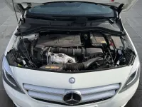 Gebraucht Mercedes B220 Sport 184 PS (135 kW) 2015 Calcitweiß Kleinwagen