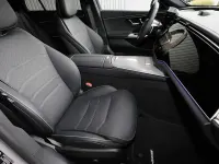 Gebraucht Mercedes E450 AMG 367 PS (269 kW) 2025 Manufaktur lack manufaktur alpin Kombi