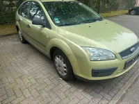 Gebraucht Ford Focus 101 PS (74 kW) 2006 Gelb Limousine