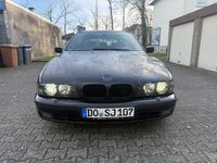 Gebraucht BMW 528 193 PS (141 kW) 1998 Schwarz Kombi