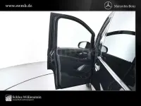 Gebraucht Mercedes Vito 163 PS (119 kW) 2025 Schwarz Van