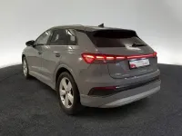 Gebraucht Audi Q4 e-tron Ambiente 219 kW (299 PS) 2023 Kieselgrau SUV