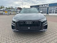 Gebraucht Audi Q8 S-Line 286 PS (210 kW) 2019 Grau SUV