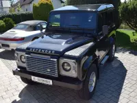 Gebraucht Land Rover Defender 122 PS (89 kW) 2016 Santorini black SUV