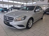 Gebraucht Mercedes A180 Style 122 PS (89 kW) 2014 Polarsilber  metalliclack (metallic) Limousine