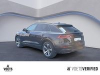 Gebraucht Audi Q8 Ambiente 231 PS (169 kW) 2023 Individuallackierungen audi exclusive SUV