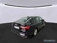 Gebraucht Audi A4 Advanced 204 PS (150 kW) 2022 Mythosschwarz metallic Limousine