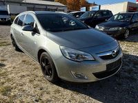 Gebraucht Opel Astra Innovation 125 PS (91 kW) 2012 Silber Kombi