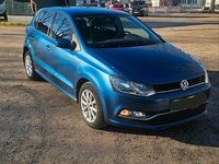 Gebraucht VW Polo 75 PS (55 kW) 2015 Blau Kleinwagen