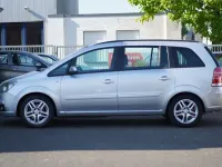 Gebraucht Opel Zafira Edition 140 PS (102 kW) 2007 Starsilber iii m2 Van / Kleinbus
