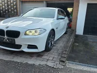 Gebraucht BMW M550 Sport Line 381 PS (280 kW) 2015 Weiß Limousine
