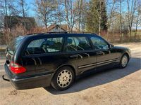 Gebraucht Mercedes E240 170 PS (125 kW) 2002 Schwarz Kombi