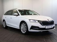 Gebraucht Skoda Octavia Ambition 150 PS (110 kW) 2022 Weiß Limousine