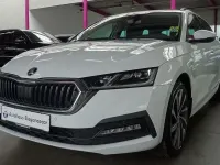 Gebraucht Skoda Octavia Ambition 150 PS (110 kW) 2022 Weiß Limousine