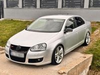 Gebraucht VW Jetta 320 PS (235 kW) 2008 Grau Limousine