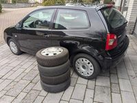Gebraucht VW Polo Cricket 54 PS (39 kW) 2004 Schwarz Kleinwagen