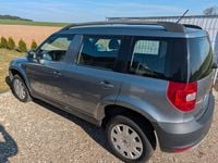 Gebraucht Skoda Yeti Elegance 105 PS (77 kW) 2012 Grau SUV