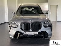 Gebraucht BMW X7 M Sport 352 PS (258 kW) 2025 Skyscraper grau met. SUV