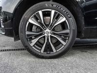 Gebraucht Volvo XC60 Plus 197 PS (144 kW) 2023 Schwarz SUV