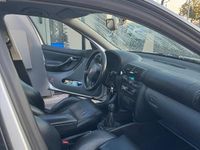 Usata Seat Leon 125 CV (91 kW) 2000 Argento Utilitaria