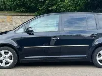 Gebraucht VW Touran Highline 140 PS (102 kW) 2011 Schwarz Van / Kleinbus