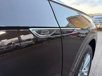 Second-hand VW Touareg R-line 231 CP (169 kW) 2022 Maro SUV