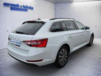 Gebraucht Skoda Superb Ambition 200 PS (147 kW) 2024 Weiß Kombi