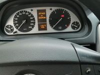 Gebraucht Mercedes B180 109 PS (80 kW) 2010 Silber Van / Kleinbus