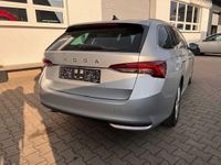 Gebraucht Skoda Octavia Selection 150 PS (110 kW) 2025 Silber Kombi