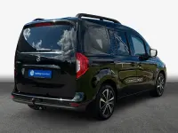 Gebraucht Mercedes T180 Edition 116 PS (85 kW) 2023 Schwarz Van / Kleinbus