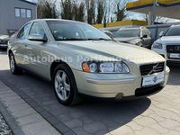 Gebraucht Volvo S60 Kinetic 140 PS (102 kW) 2005 Gold Limousine