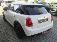 Second-hand Mini Cooper 136 CP (100 kW) 2016 Alb Hatchback