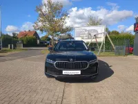 Neu Skoda Superb Selection 150 PS (110 kW) 2025 Onyxschwarz metallic Kombi