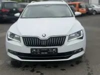 Gebraucht Skoda Superb Style 120 PS (88 kW) 2018 Moonweiss metallic Kombi