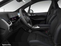 Gebraucht BMW 223 Active Tourer M Sport 204 PS (150 kW) 2025 Alpinweiss Van / Kleinbus