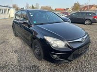 Gebraucht Hyundai i30 109 PS (80 kW) 2011 Schwarz Limousine