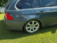 Gebraucht BMW 320 177 PS (130 kW) 2010 Grau Kombi
