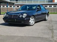 Gebraucht Mercedes E280 Avantgarde 204 PS (150 kW) 1997 Violet Limousine