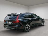Gebraucht Volvo V60 145 PS (106 kW) 2024 Kombi