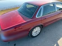 Gebraucht Jaguar XJ 209 PS (153 kW) 2024 Rot Limousine