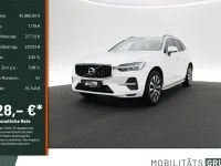 Używany Volvo XC60 Core 197 KM (144 kW) 2023 Biały SUV