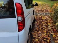 Gebraucht Opel Combo Edition 95 PS (69 kW) 2013 Weiß Van / Kleinbus