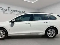 Gebraucht VW Golf VIII Life 150 PS (110 kW) 2023 Weiß Kombi
