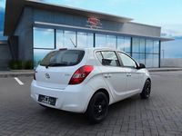 Gebraucht Hyundai i20 Edition 77 PS (56 kW) 2010 Weiß Kleinwagen