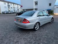 Gebraucht Mercedes C320 224 PS (164 kW) 2006 Silber Limousine