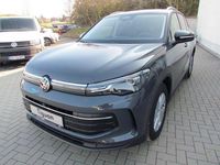 Neu VW Tiguan 131 PS (96 kW) 2026 Grau SUV