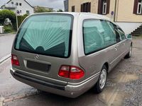 Gebraucht Mercedes E280 Classic 204 PS (150 kW) 1998 Grau Kombi