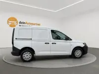 Gebraucht VW Caddy 102 PS (75 kW) 2023 Candyweiß Van / Kleinbus