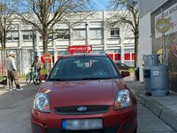 Usata Ford Fiesta 55 CV (40 kW) 2008 Arancione Utilitaria