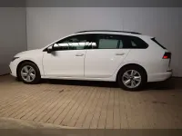 Gebraucht VW Golf VII Life 150 PS (110 kW) 2021 Pure white Kleinwagen